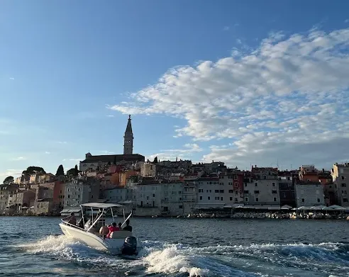 Private Rovinj Coastline Boat Tour